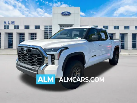 White 2022 Toyota Tundra SR5 for sale in Marietta, GA