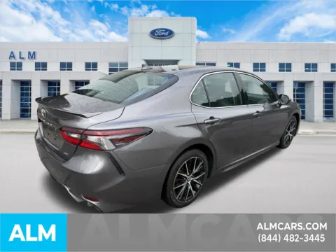 More photos of 2022 Toyota Camry SE at ALM Ford Marietta, GA