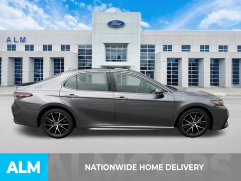More photos of 2022 Toyota Camry SE at ALM Ford Marietta, GA