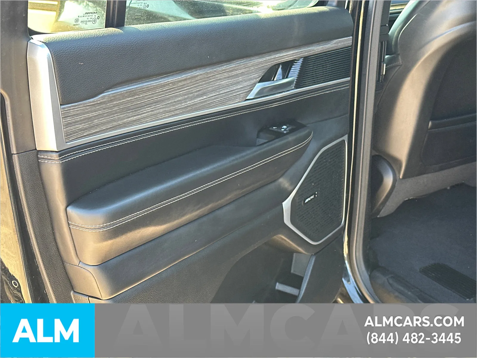 2023 Jeep Wagoneer Series II - Photo 24