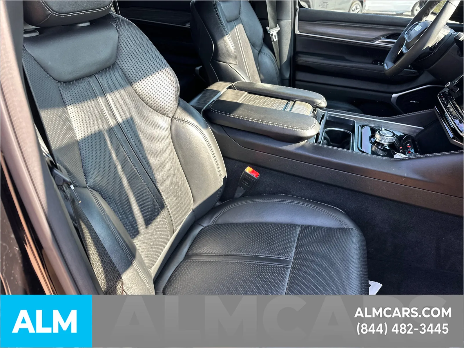 2023 Jeep Wagoneer Series II - Photo 15