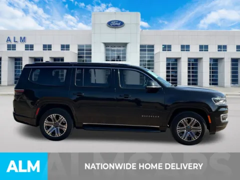 More photos of 2023 Jeep Wagoneer Series II at ALM Ford Marietta, GA