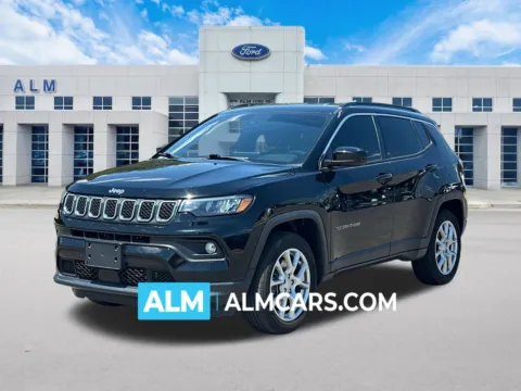 Black 2023 Jeep Compass Latitude Lux for sale in Marietta, GA