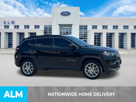 More photos of 2023 Jeep Compass Latitude Lux at ALM Ford Marietta, GA