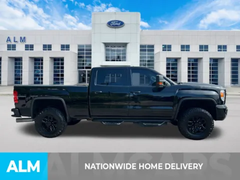 More photos of 2019 GMC Sierra 3500 HD Denali at ALM Ford Marietta, GA