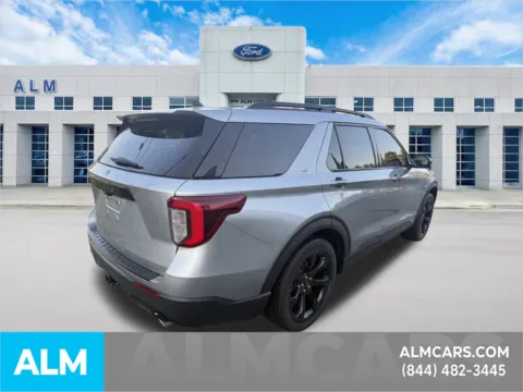 More photos of 2022 Ford Explorer ST-Line at ALM Ford Marietta, GA