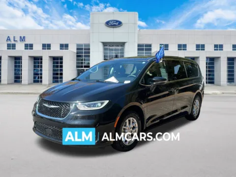 Black 2024 Chrysler Pacifica Touring L for sale in Marietta, GA