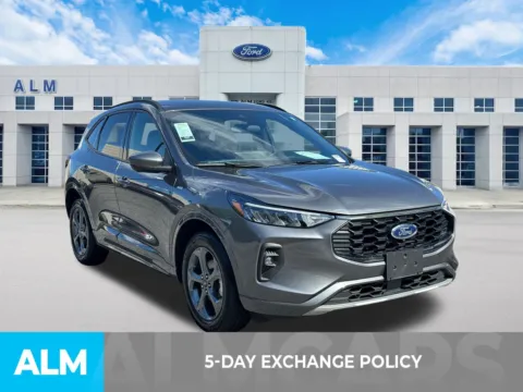 More photos of 2023 Ford Escape Hybrid ST-Line Select at ALM Ford Marietta, GA