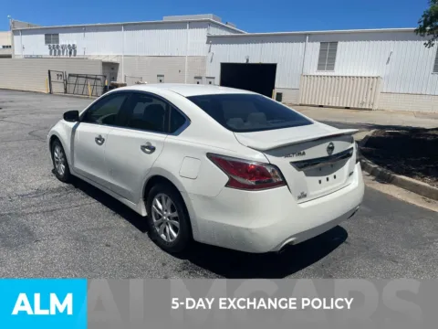 More photos of 2014 Nissan Altima 2.5 S at ALM Ford Marietta, GA