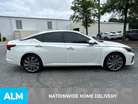 More photos of 2023 Nissan Altima 2.5 SL at ALM Ford Marietta, GA