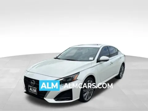 White 2023 Nissan Altima 2.5 SL for sale in Marietta, GA