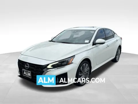 White 2023 Nissan Altima 2.5 SL for sale in Marietta, GA