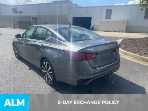 More photos of 2020 Nissan Altima 2.5 SR at ALM Ford Marietta, GA