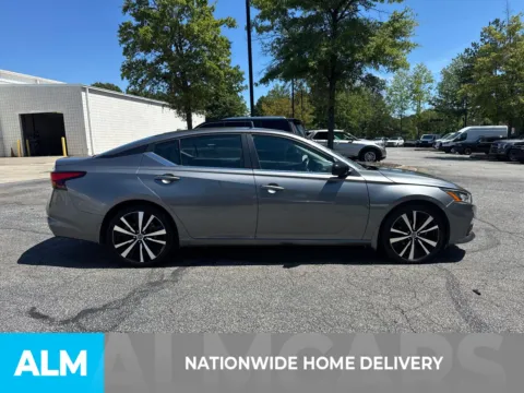 More photos of 2020 Nissan Altima 2.5 SR at ALM Ford Marietta, GA