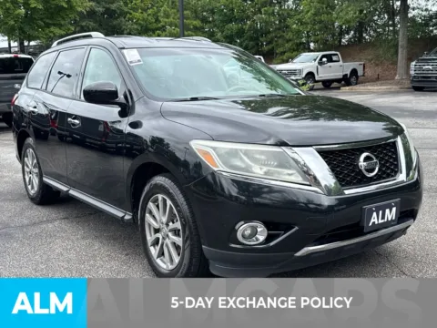More photos of 2015 Nissan Pathfinder SV at ALM Ford Marietta, GA
