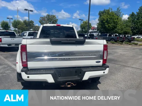 More photos of 2022 Ford F-450SD at ALM Ford Marietta, GA