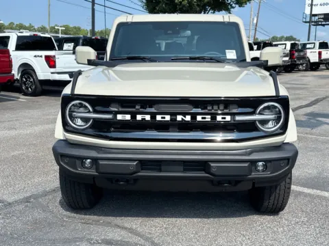 Photos of 2025 Ford Bronco Outer Banks for sale in Marietta, GA at ALM Ford Marietta
