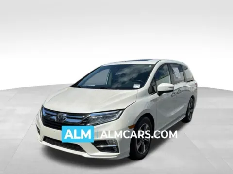 White 2019 Honda Odyssey Touring for sale in Marietta, GA