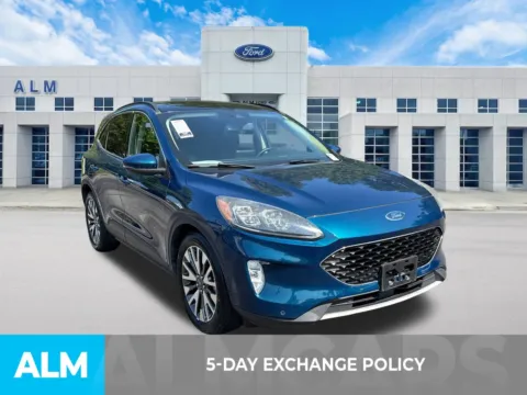 More photos of 2020 Ford Escape Titanium Hybrid at ALM Ford Marietta, GA