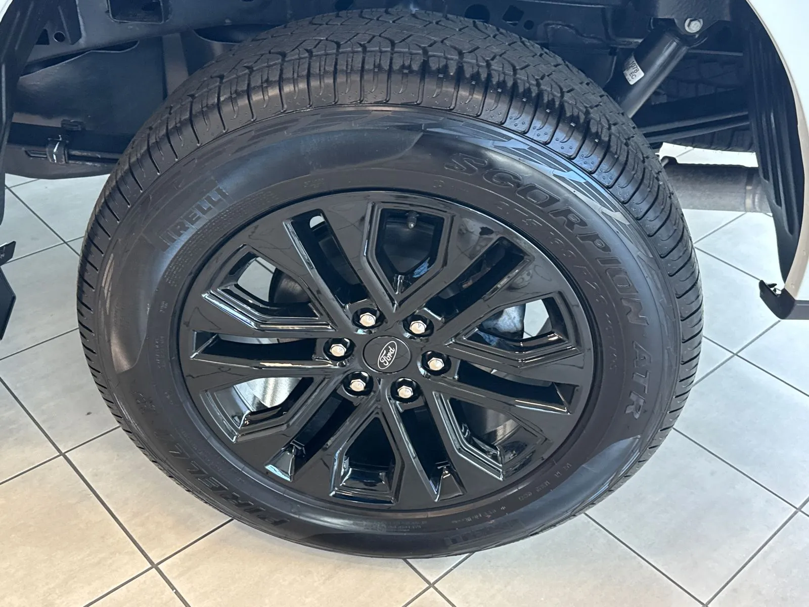 2025 Ford F-150 XLT - Photo 19