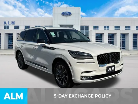 More photos of 2020 Lincoln Aviator Grand Touring at ALM Ford Marietta, GA