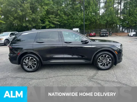 More photos of 2024 Lincoln Nautilus Premiere at ALM Ford Marietta, GA