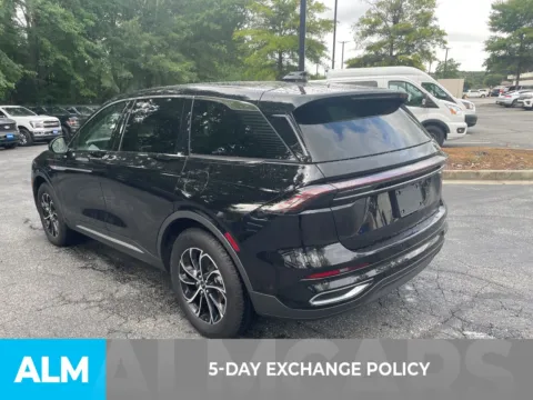 More photos of 2024 Lincoln Nautilus Premiere at ALM Ford Marietta, GA