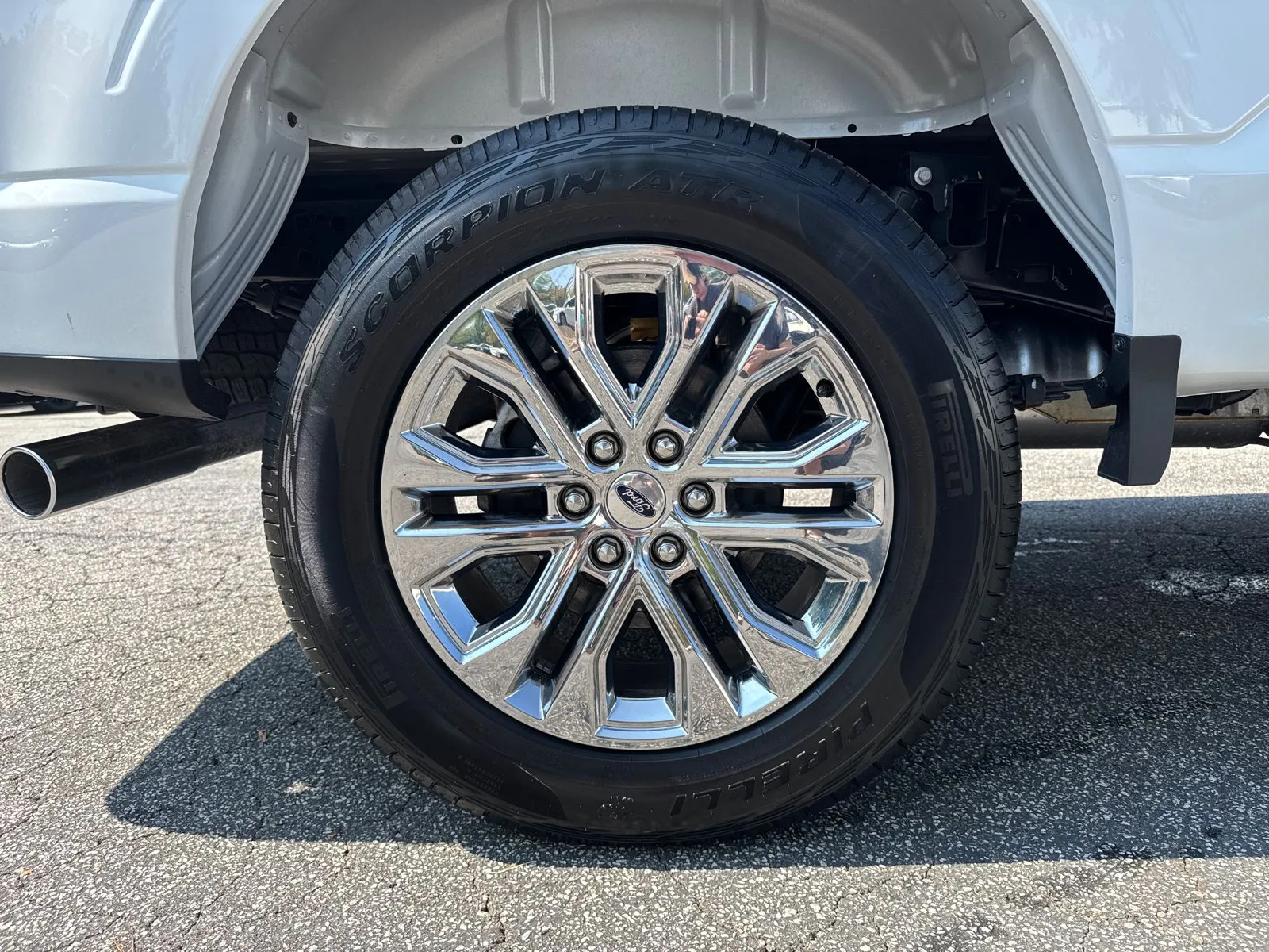 2025 Ford F-150 XLT - Photo 17