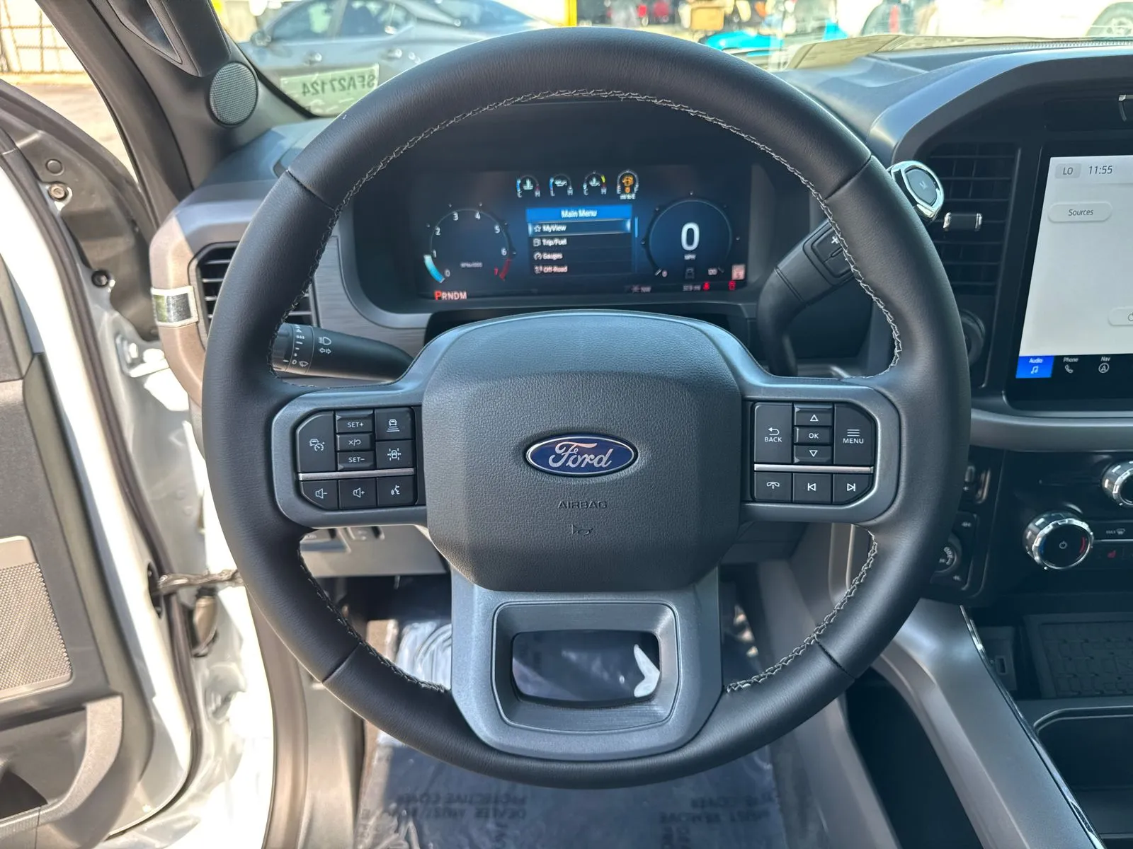 2025 Ford F-150 XLT - Photo 22