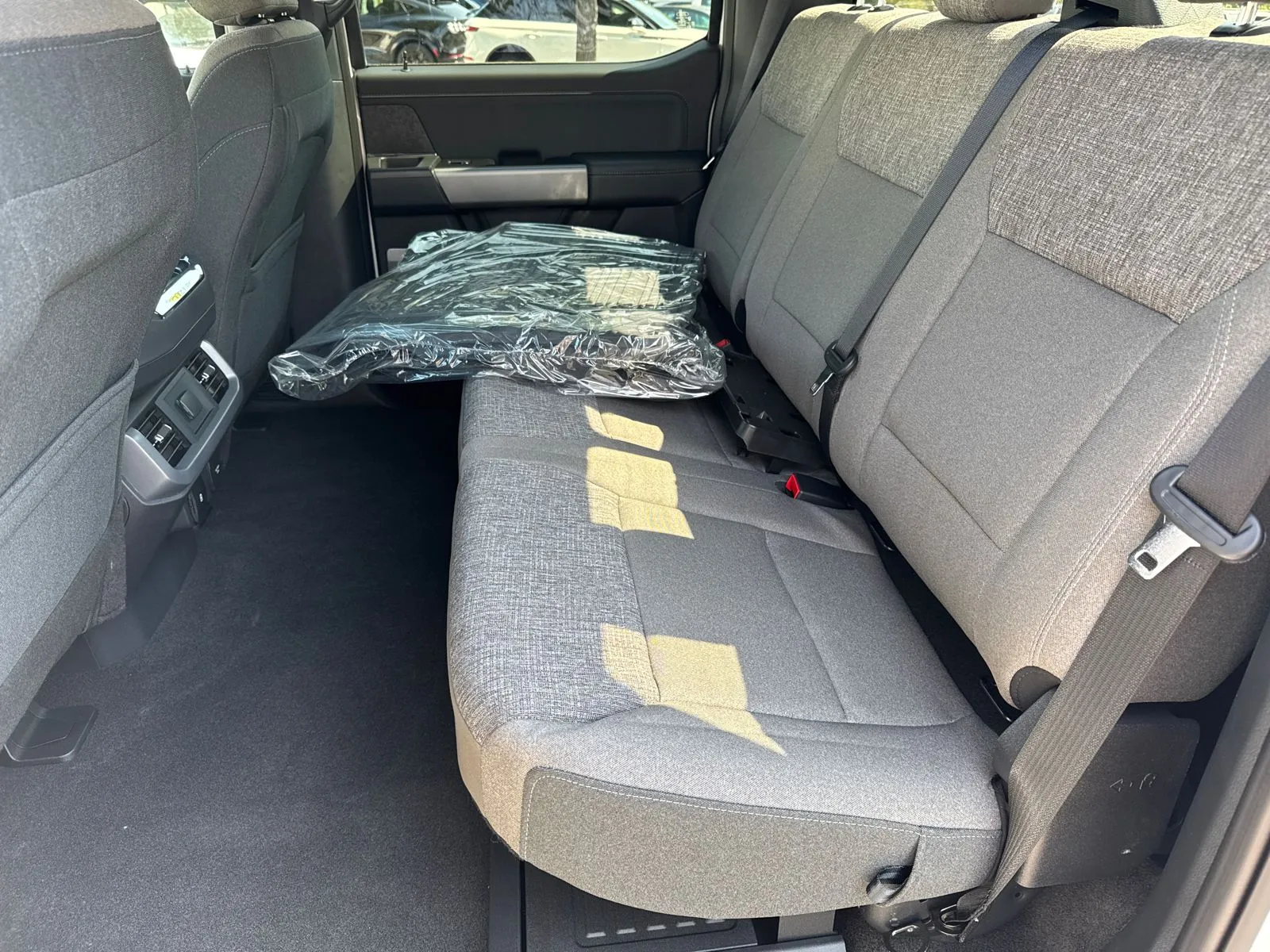 2025 Ford F-150 XLT - Photo 20