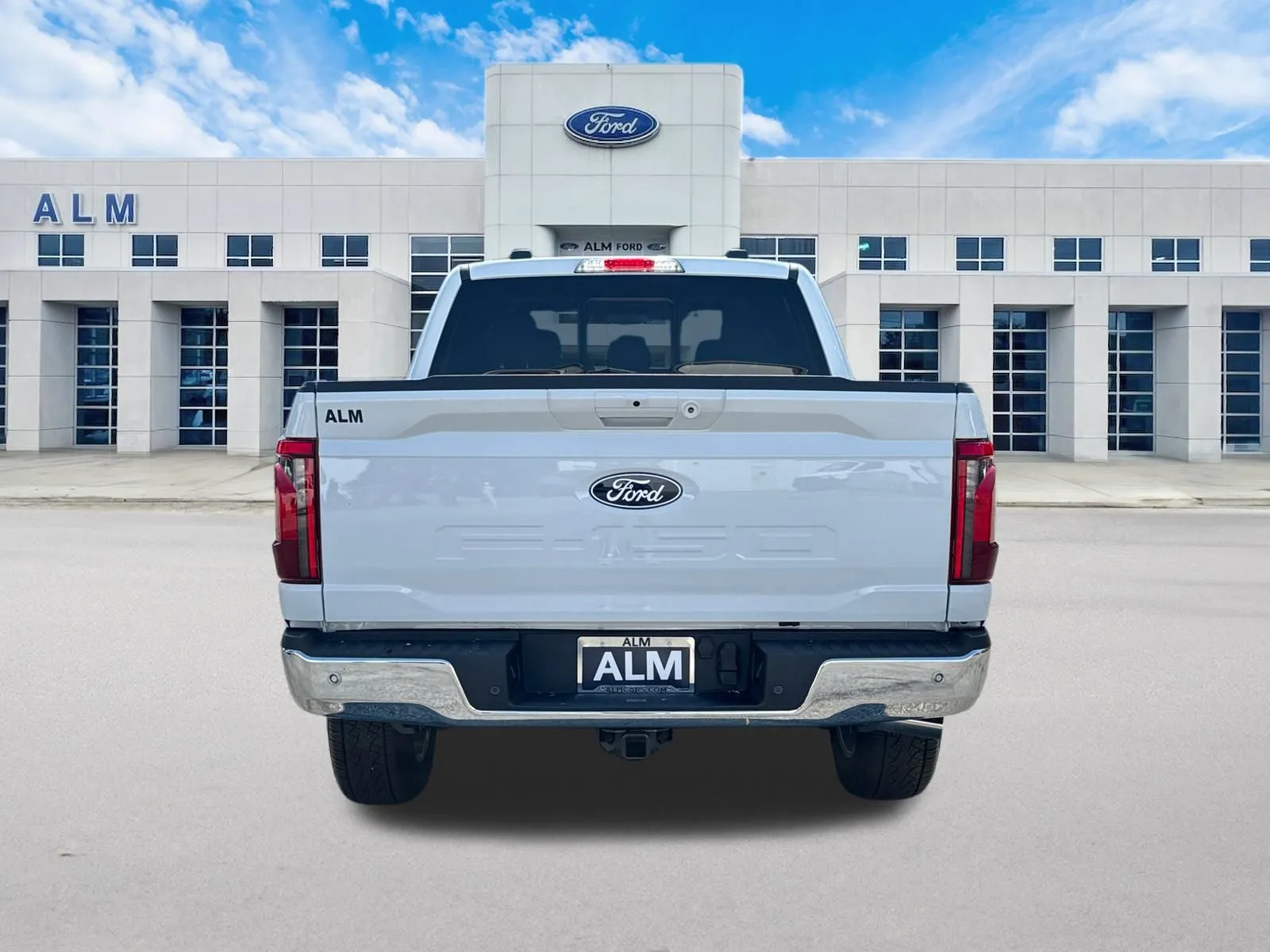 2025 Ford F-150 XLT - Photo 6