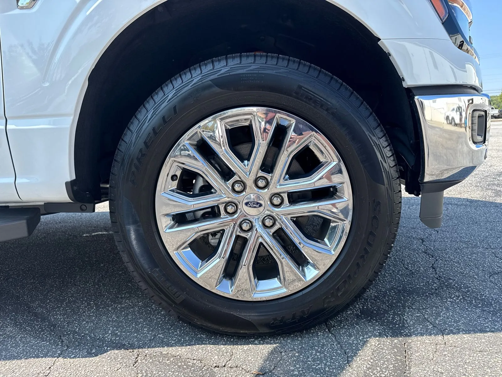 2025 Ford F-150 XLT - Photo 12