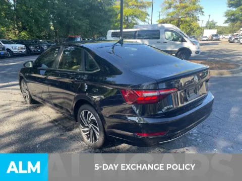 More photos of 2021 Volkswagen Jetta SEL at ALM Ford Marietta, GA