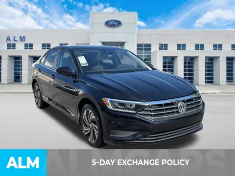 More photos of 2021 Volkswagen Jetta SEL at ALM Ford Marietta, GA