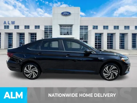 More photos of 2021 Volkswagen Jetta SEL at ALM Ford Marietta, GA