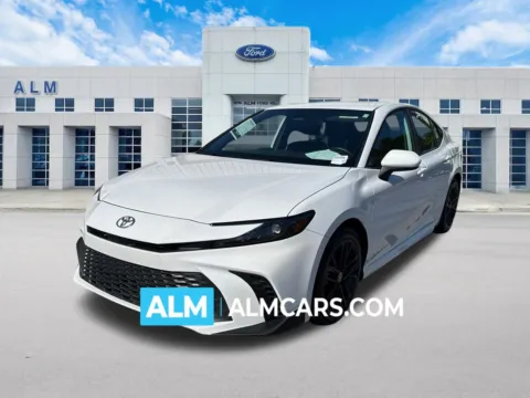 White 2025 Toyota Camry SE for sale in Marietta, GA