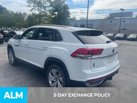 More photos of 2020 Volkswagen Atlas Cross Sport 3.6L V6 SEL at ALM Ford Marietta, GA