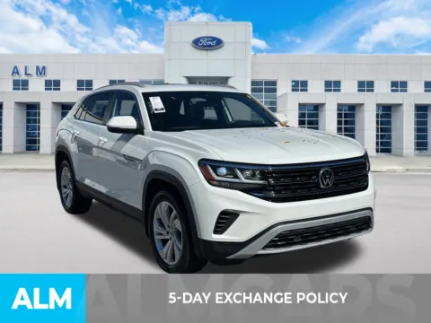 More photos of 2020 Volkswagen Atlas Cross Sport 3.6L V6 SEL at ALM Ford Marietta, GA