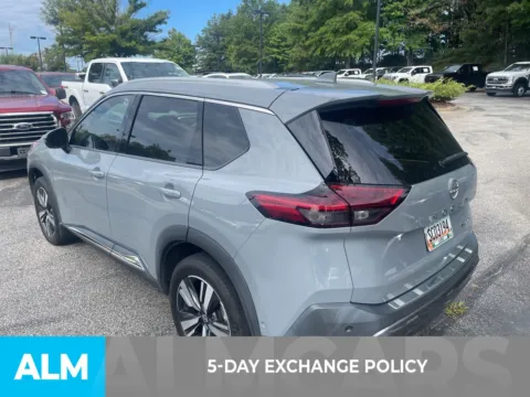 More photos of 2022 Nissan Rogue SL at ALM Ford Marietta, GA