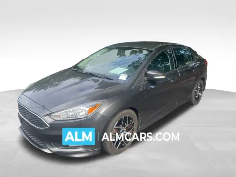 Gray 2015 Ford Focus SE for sale in Marietta, GA
