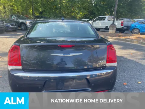 More photos of 2018 Chrysler 300 Limited at ALM Ford Marietta, GA
