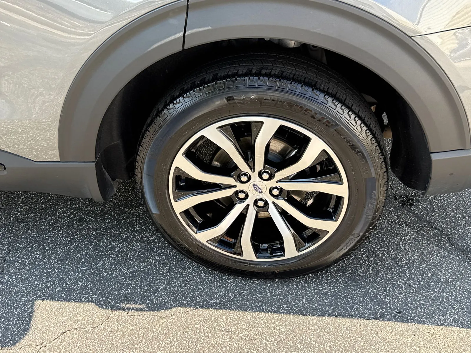 2025 Ford Explorer ST-LINE - Photo 21