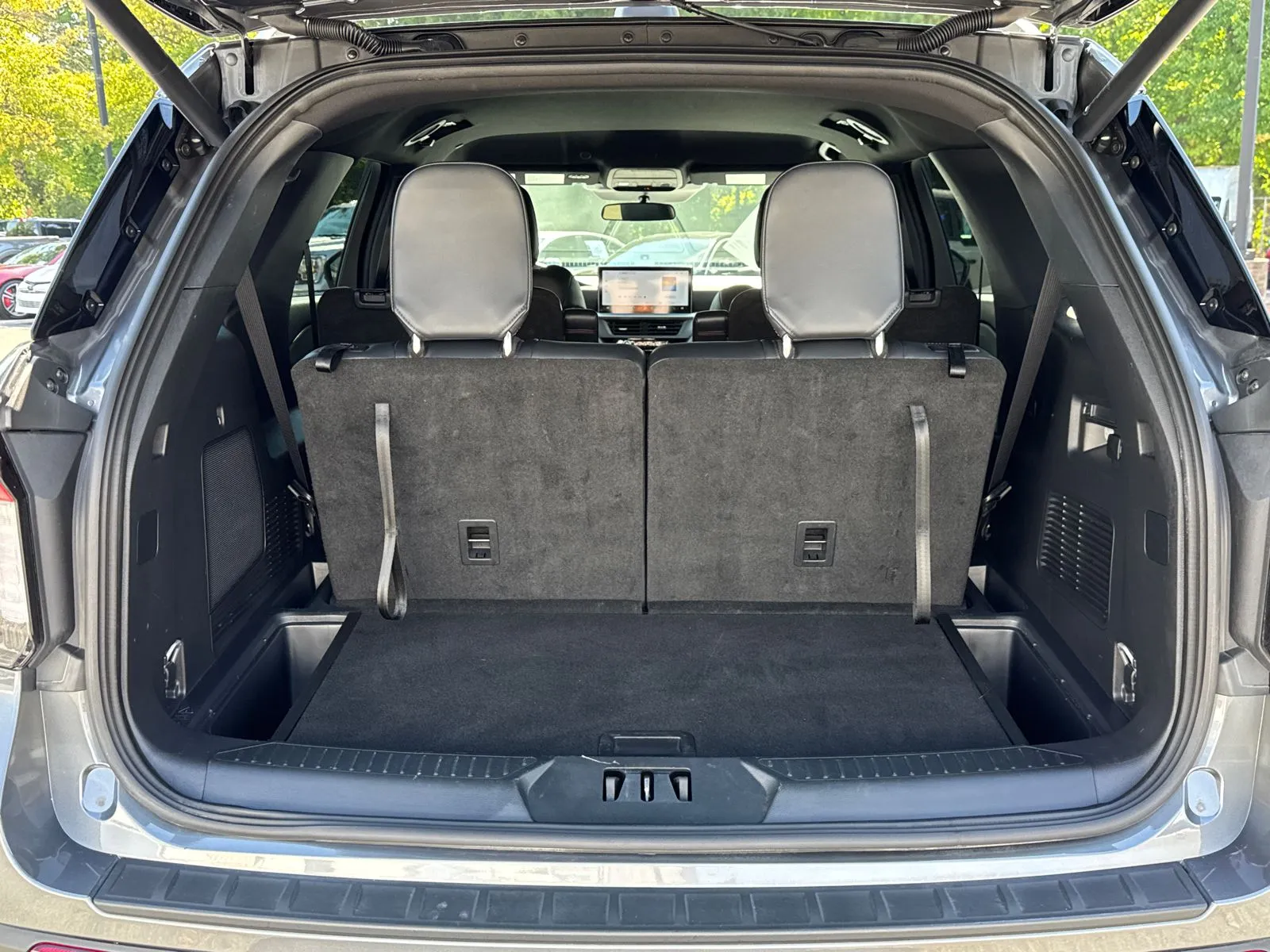 2025 Ford Explorer ST-LINE - Photo 19