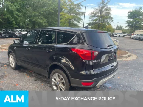 More photos of 2019 Ford Escape SE at ALM Ford Marietta, GA