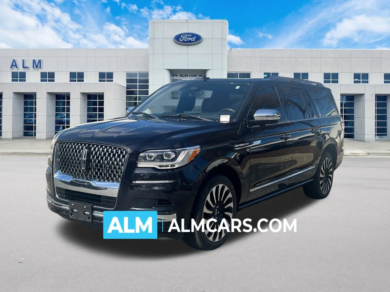 2023 Lincoln Navigator Black Label L's photo