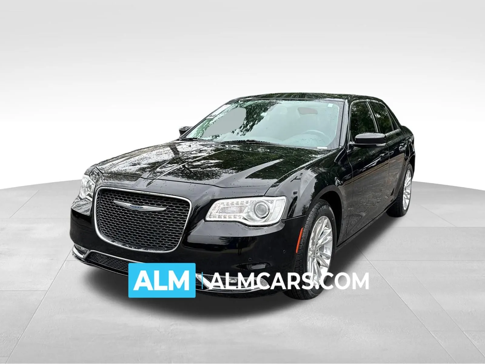 2021 Chrysler 300 Touring