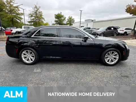 More photos of 2021 Chrysler 300 Touring at ALM Ford Marietta, GA