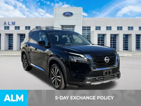 More photos of 2023 Nissan Pathfinder Platinum at ALM Ford Marietta, GA