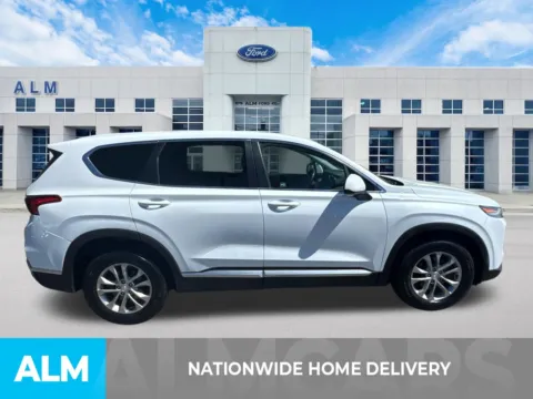More photos of 2019 Hyundai Santa Fe SE at ALM Ford Marietta, GA