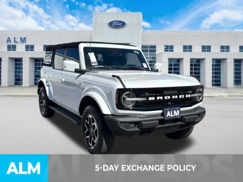More photos of 2022 Ford Bronco Outer Banks at ALM Ford Marietta, GA